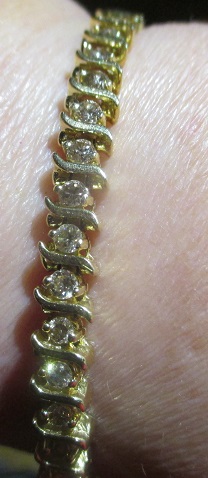 xxM1250M Ladies diamond braceletTakst- Valuation N.Kr 35 000